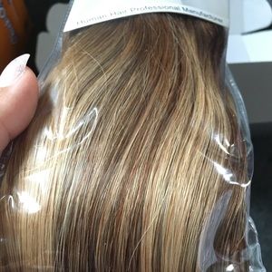 Hair extensions NEW 18”